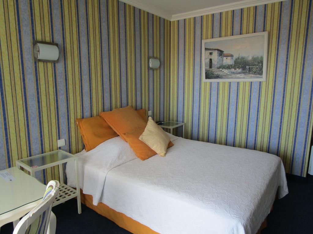 Hotel Azur Bord De Mer La Grande Motte Exterior foto