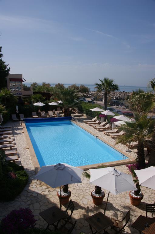 Hotel Azur Bord De Mer La Grande Motte Exterior foto